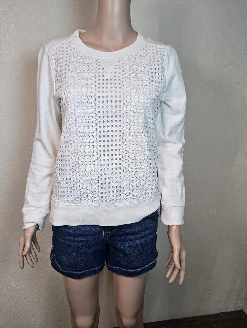 J Crew Sweater Sweatshirt Lace Detail White Long Sleeve Medium